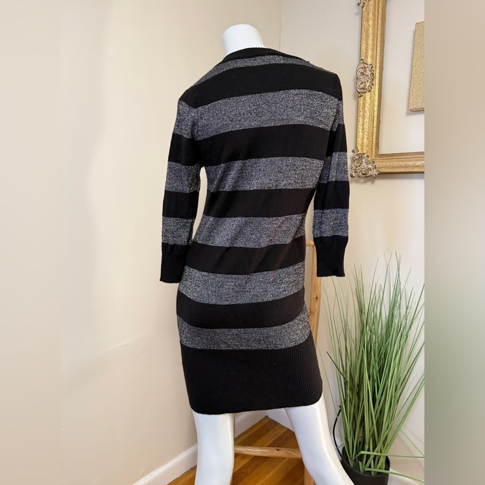 Forever Twenty One Striped Black and Silver Women's Sweater or Dress! Large - Picture 3 of 5